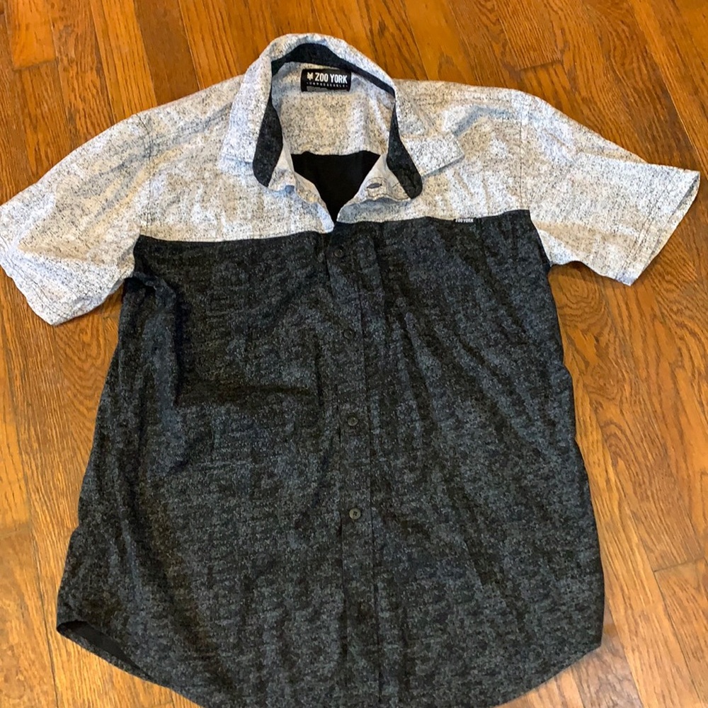 Good shirt for men! Size Xl but fit like L!!!!